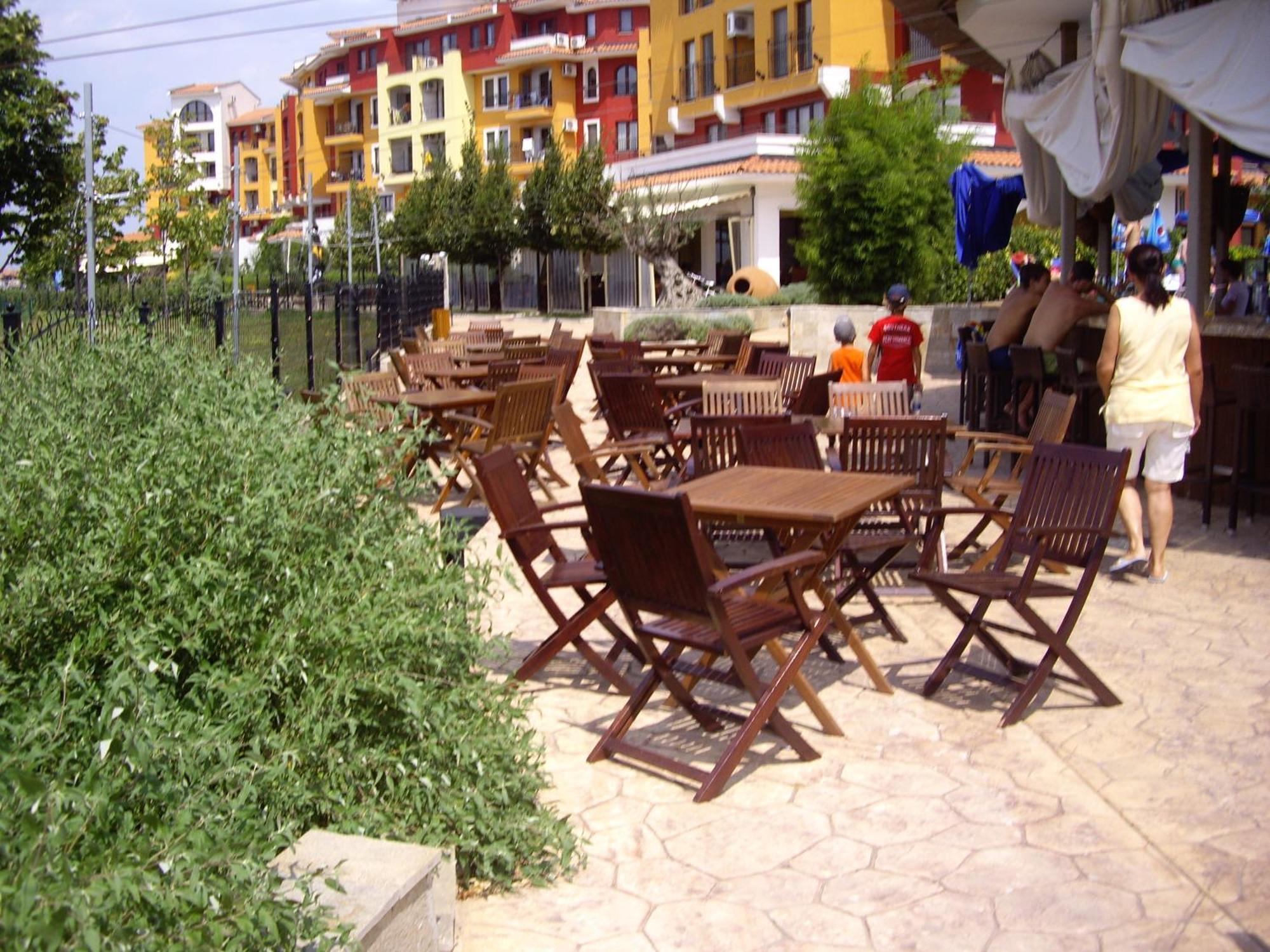 Studio Deluxe In Marina Cape 4 Stars Complex 33 7 Aheloy Exterior photo